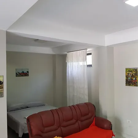 Yes3 Apartment Tirana