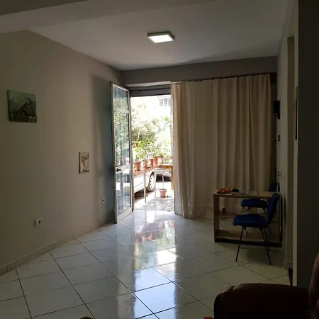 Yes3 Apartment