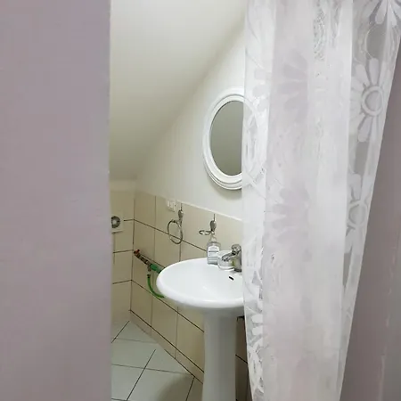 Apartment Yes3 *